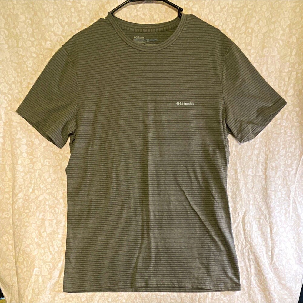 Columbia Men's Gray Striped Crew Neck Short Sleeve Stretchy Polyester TShirt L